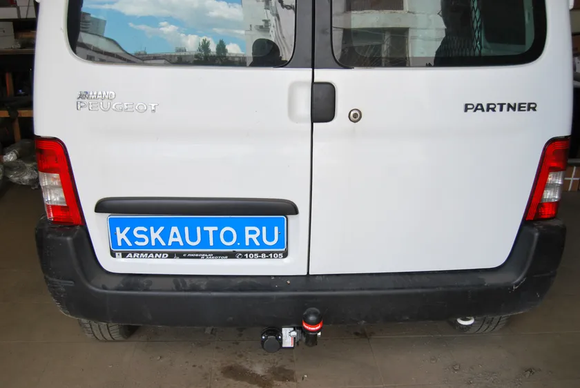 Фаркоп Oris (ранее Bosal) для Citroen Berlingo I Minivan, Van 1996-2008. Артикул 2527-A Фаркоп Oris (ранее Bosal) для Citroen Berlingo I Minivan, Van 1996-2008. Артикул 2527-A