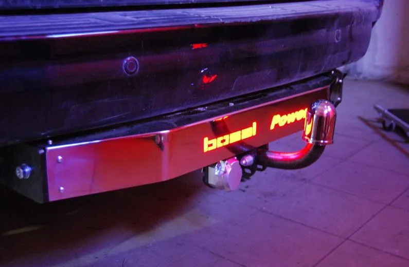 Фаркоп Oris (ранее Bosal) для Toyota Land Cruiser Prado 150 2009-2025 с нержавеющей накладкой и подсветкой. Артикул 3063-AOD