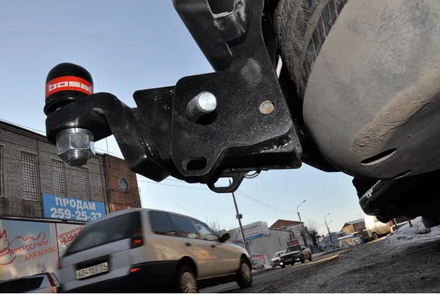 Фаркоп Oris (ранее Bosal) для Citroen C-Crosser 2007-2013. Быстросъемный крюк под американский квадрат. Артикул 4165-E