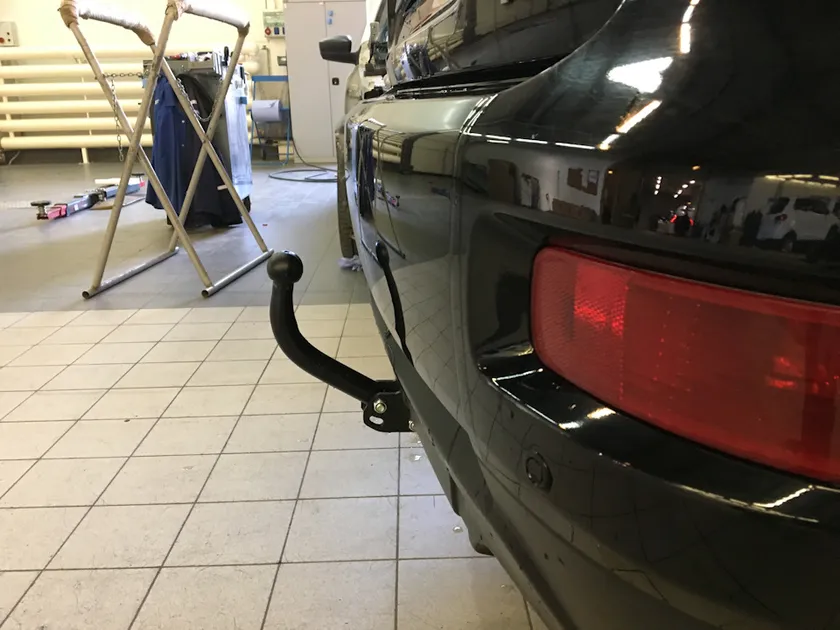 Фаркоп AvtoS для Mitsubishi Outlander XL 2006-2012. Артикул MI 21