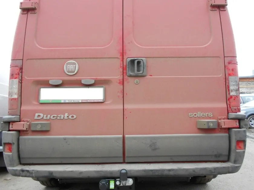 Фаркоп Лидер-Плюс для Citroen Jumper II L2 2006-2025. Фланцевое крепление. Артикул P107-F Фаркоп Лидер-Плюс для Citroen Jumper II L2 2006-2025. Фланцевое крепление. Артикул P107-F