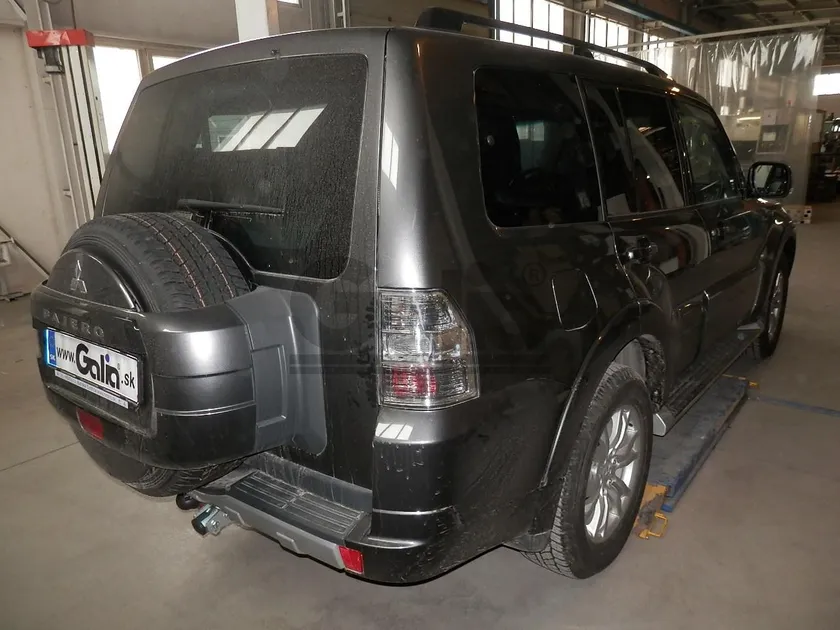 Фаркоп Galia оцинкованный для Mitsubishi Pajero III V7 3/5-дв. 2000-2006. Артикул M082A Фаркоп Galia оцинкованный для Mitsubishi Pajero III V7 3/5-дв. 2000-2006. Артикул M082A