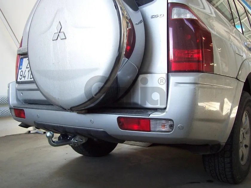 Фаркоп Galia оцинкованный для Mitsubishi Pajero III V7 3/5-дв. 2000-2006. Артикул M082A Фаркоп Galia оцинкованный для Mitsubishi Pajero III V7 3/5-дв. 2000-2006. Артикул M082A