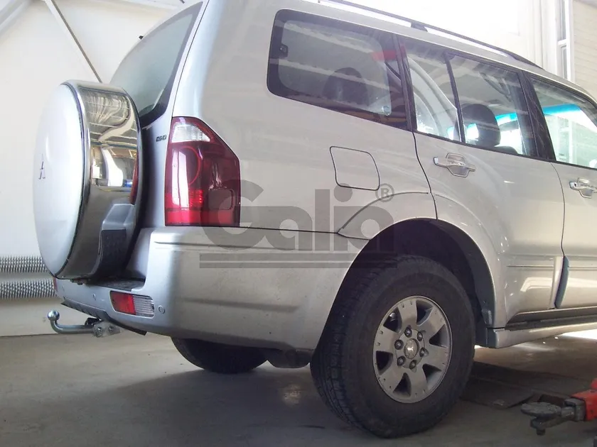 Фаркоп Galia оцинкованный для Mitsubishi Pajero III V7 3/5-дв. 2000-2006. Артикул M082A Фаркоп Galia оцинкованный для Mitsubishi Pajero III V7 3/5-дв. 2000-2006. Артикул M082A