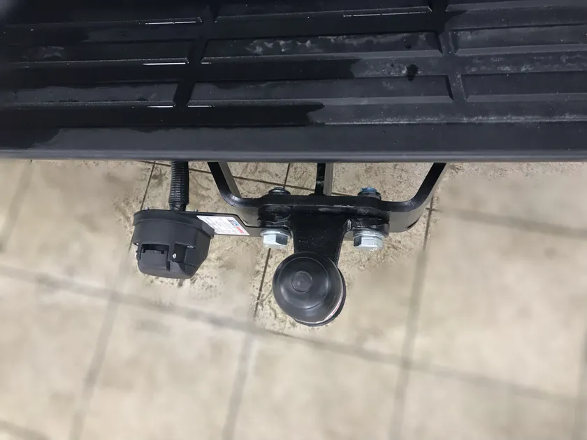 Фаркоп Oris (ранее Bosal) для Toyota Hilux VIII 2015-2025. Фланцевое крепление. Артикул 3093-F Фаркоп Oris (ранее Bosal) для Toyota Hilux VIII 2015-2025. Фланцевое крепление. Артикул 3093-F