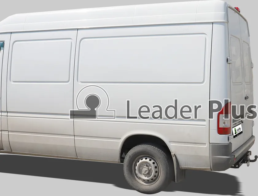Фаркоп Лидер-Плюс для Mercedes-Benz Sprinter Classic W909 до рестайлинга (база 3,5 без ступеньки) 2013-2020. Фланцевое крепление. Артикул M201-F Фаркоп Лидер-Плюс для Mercedes-Benz Sprinter Classic W909 до рестайлинга (база 3,5 без ступеньки) 2013-2020. Фланцевое крепление. Артикул M201-F
