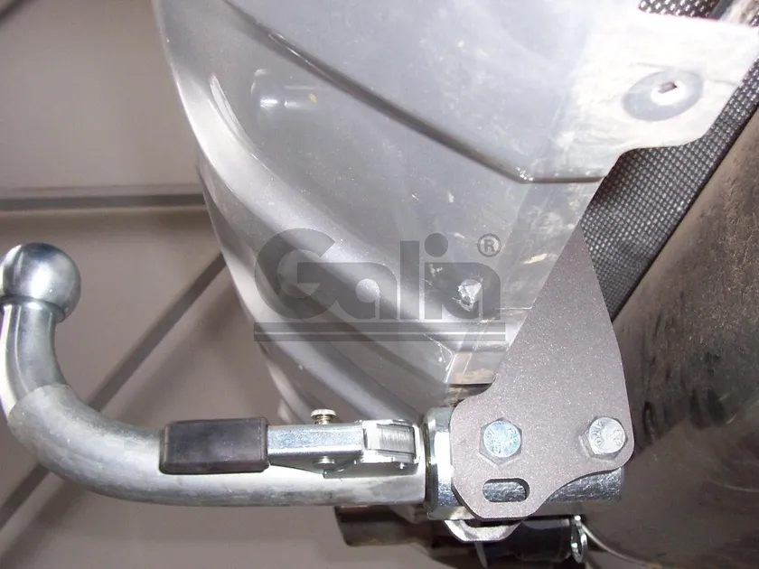 Фаркоп Galia оцинкованный для Ford Kuga I 2008-2012. Быстросъемный крюк. Артикул F113C Фаркоп Galia оцинкованный для Ford Kuga I 2008-2012. Быстросъемный крюк. Артикул F113C