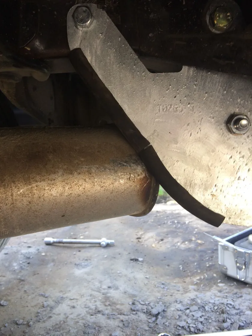 Фаркоп Galia оцинкованный для Toyota Hiace H100 1996-2004 руль слева. Артикул T026A Фаркоп Galia оцинкованный для Toyota Hiace H100 1996-2004 руль слева. Артикул T026A