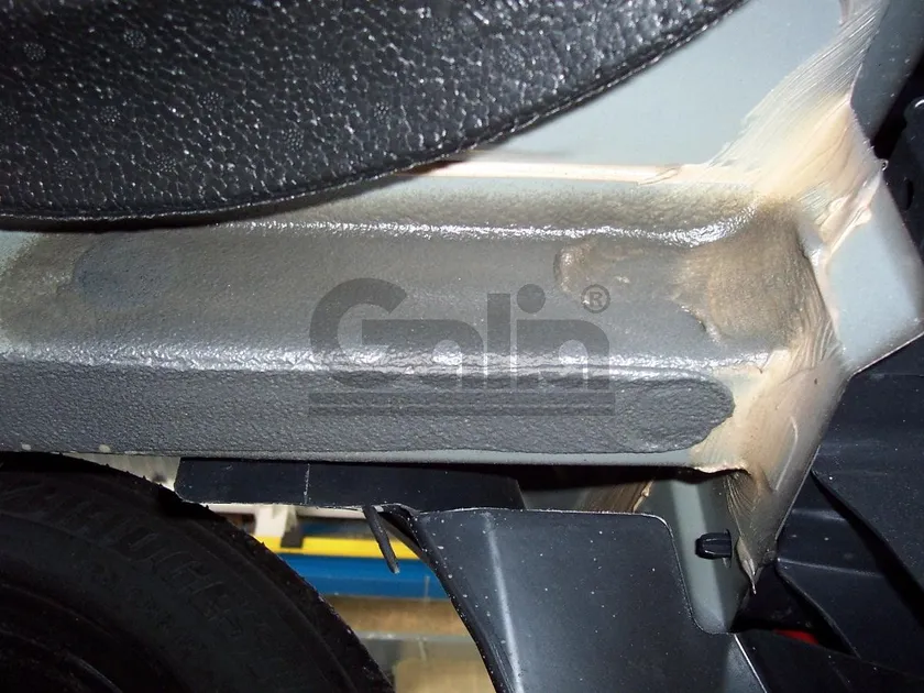 Фаркоп Galia оцинкованный для Renault Clio III хэтчбек 2005-2012. Артикул R080A Фаркоп Galia оцинкованный для Renault Clio III хэтчбек 2005-2012. Артикул R080A