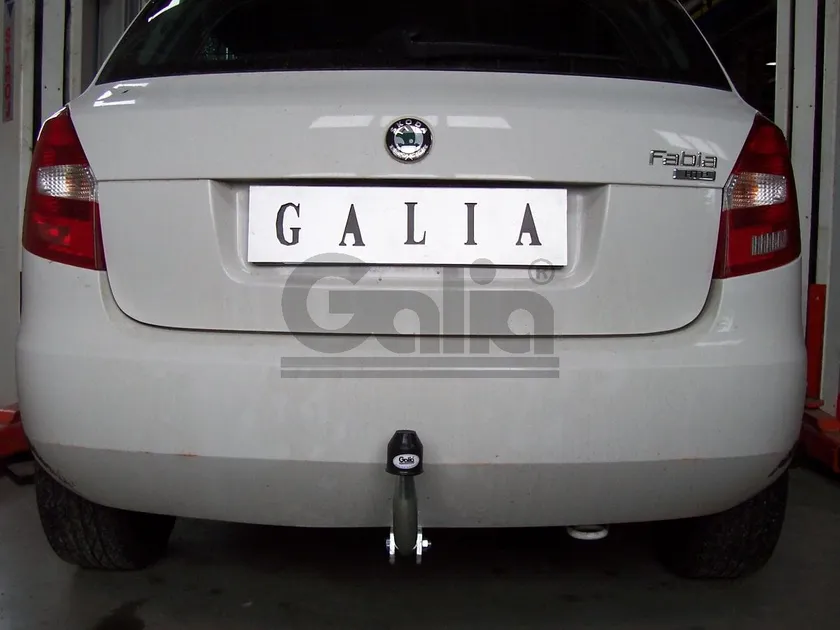 Фаркоп Galia оцинкованный для Skoda Fabia II хэтчбек 2007-2014. Артикул S081A Фаркоп Galia оцинкованный для Skoda Fabia II хэтчбек 2007-2014. Артикул S081A
