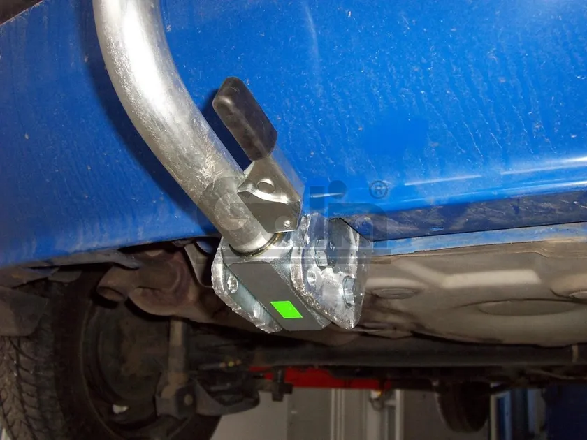 Фаркоп Galia оцинкованный для Skoda Fabia II хэтчбек 2007-2014. Артикул S081A Фаркоп Galia оцинкованный для Skoda Fabia II хэтчбек 2007-2014. Артикул S081A