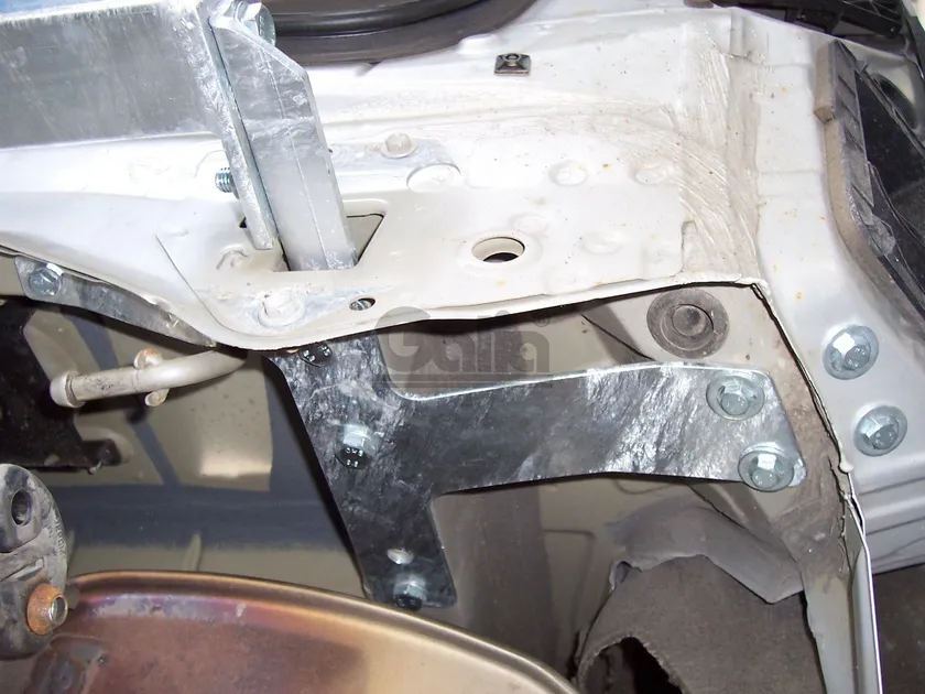 Фаркоп Galia оцинкованный для Toyota Corolla Verso III 2004-2009. Артикул T053A Фаркоп Galia оцинкованный для Toyota Corolla Verso III 2004-2009. Артикул T053A