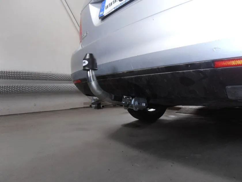 Фаркоп Galia оцинкованный для Volkswagen Jetta V 2005-2010. Артикул V066A Фаркоп Galia оцинкованный для Volkswagen Jetta V 2005-2010. Артикул V066A