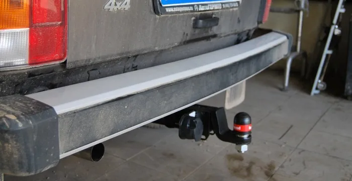 Фаркоп Oris (ранее Bosal) для Lada 4x4 2131 1995-2025. Артикул 1238-E