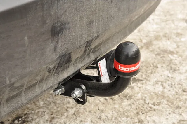 Фаркоп Oris (ранее Bosal) для Toyota Avensis седан 2009-2025. Артикул 3067-A