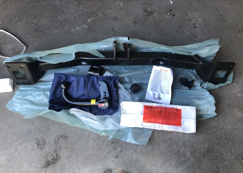 Фаркоп Oris (ранее Bosal) для Audi Q7 I 2006-2014. Артикул 3555-AK6 Фаркоп Oris (ранее Bosal) для Audi Q7 I 2006-2014. Артикул 3555-AK6