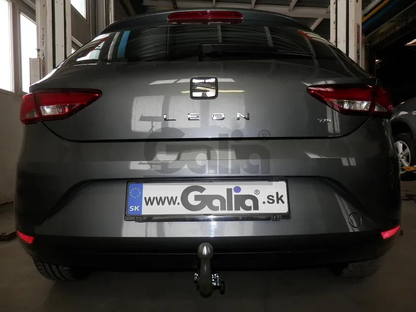 Фаркоп Galia оцинкованный для Seat Leon III хэтчбек 5-дв. 2012-2020. Артикул A048A Фаркоп Galia оцинкованный для Seat Leon III хэтчбек 5-дв. 2012-2020. Артикул A048A