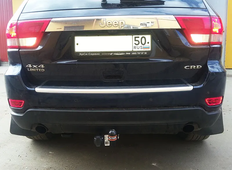 Фаркоп AvtoS для Jeep Grand Cherokee WK2 до рестайлинга 2010-2014 кроме SRT8. Артикул JW 03