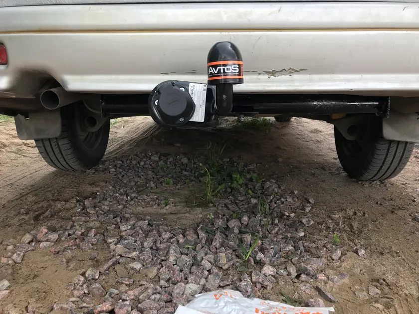 Фаркоп AvtoS (цельный) для ВАЗ 2112 1999-2009. Артикул VAZ-10