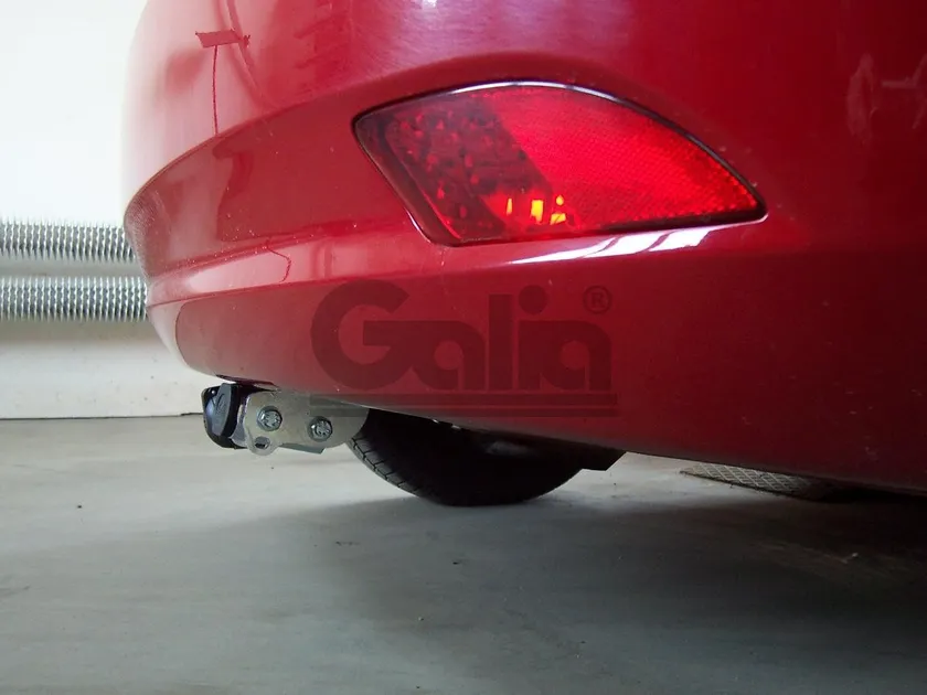 Фаркоп Galia оцинкованный для Hyundai i30 I FD хэтчбек 2007-2010. Артикул K029A Фаркоп Galia оцинкованный для Hyundai i30 I FD хэтчбек 2007-2010. Артикул K029A