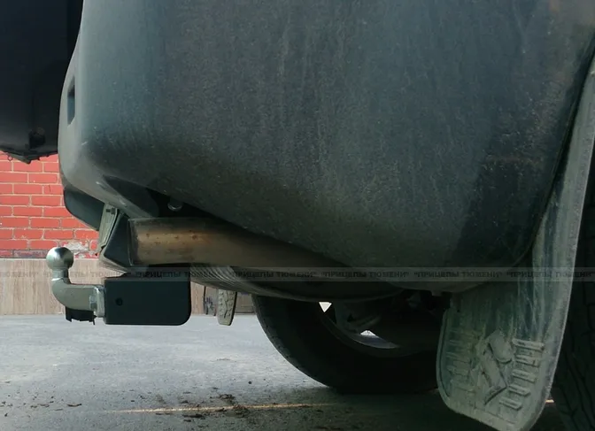 Фаркоп Лидер-Плюс для Suzuki Grand Vitara III (кроме JB420, JB424W) 5-дв. 2005-2015. Фланцевое крепление. Артикул S402-F