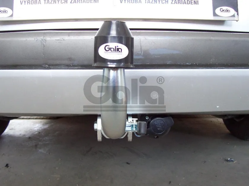 Фаркоп Galia оцинкованный для Renault Megane III универсал 2008-2025. Быстросъемный крюк. Артикул R074C Фаркоп Galia оцинкованный для Renault Megane III универсал 2008-2025. Быстросъемный крюк. Артикул R074C