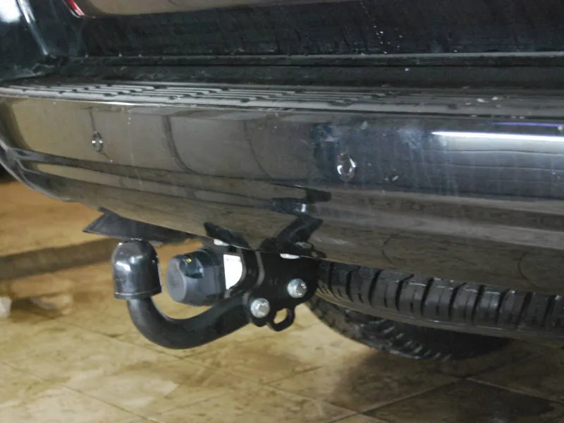 Фаркоп Steinhof для Toyota Land Cruiser 200 2007-2021. Артикул T-170