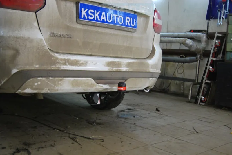 Фаркоп Oris (ранее Bosal) для Lada Granta седан, лифтбек 2016-2025. Артикул 1237-A