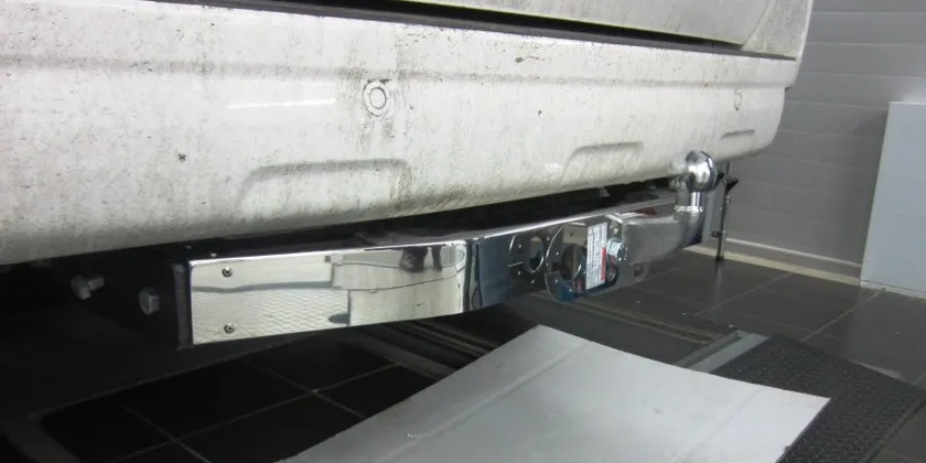 Фаркоп Oris (ранее Bosal) для Toyota Land Cruiser Prado 150 2009-2025. (с декор. пластиной) Фланцевое крепление. Артикул 3090-FL Фаркоп Oris (ранее Bosal) для Toyota Land Cruiser Prado 150 2009-2025. (с декор. пластиной) Фланцевое крепление. Артикул 3090-FL