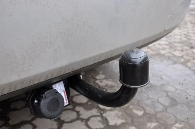 Фаркоп Oris (ранее Bosal) для Ford Focus ll седан 2005-2011. Артикул 3948-A