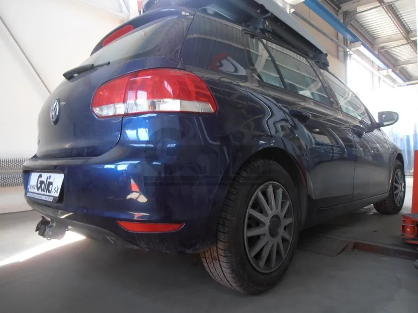 Фаркоп Galia оцинкованный для Audi A3 8P хэтчбек 5-дв. 2003-2008. Быстросъемный крюк. Артикул A038C Фаркоп Galia оцинкованный для Audi A3 8P хэтчбек 5-дв. 2003-2008. Быстросъемный крюк. Артикул A038C