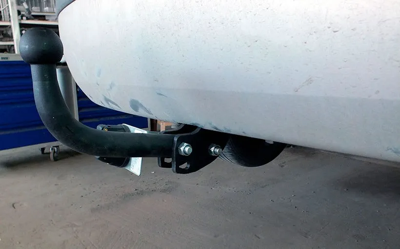 Фаркоп AvtoS для Volkswagen Bora седан, универсал 1998-2005. Артикул SK 04