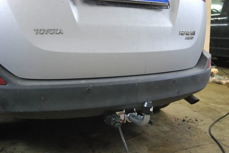 Фаркоп Galia оцинкованный для Toyota RAV4 IV 2013-2019. Быстросъемный крюк. Артикул T061C Фаркоп Galia оцинкованный для Toyota RAV4 IV 2013-2019. Быстросъемный крюк. Артикул T061C