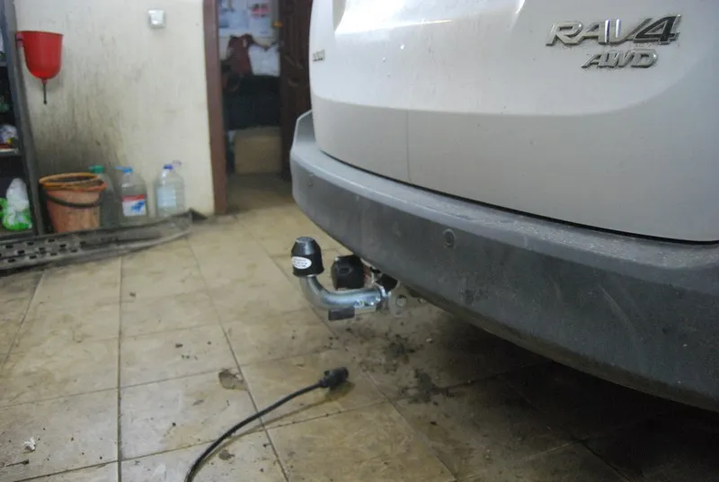 Фаркоп Galia оцинкованный для Toyota RAV4 IV 2013-2019. Быстросъемный крюк. Артикул T061C Фаркоп Galia оцинкованный для Toyota RAV4 IV 2013-2019. Быстросъемный крюк. Артикул T061C