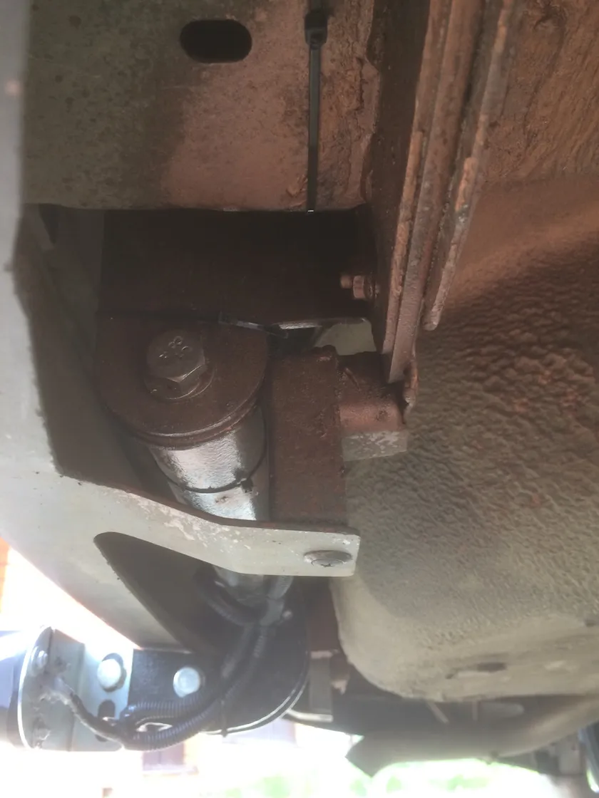 Фаркоп Лидер-Плюс для Ford Focus ll седан 2004-2012. Артикул F102-A Фаркоп Лидер-Плюс для Ford Focus ll седан 2004-2012. Артикул F102-A