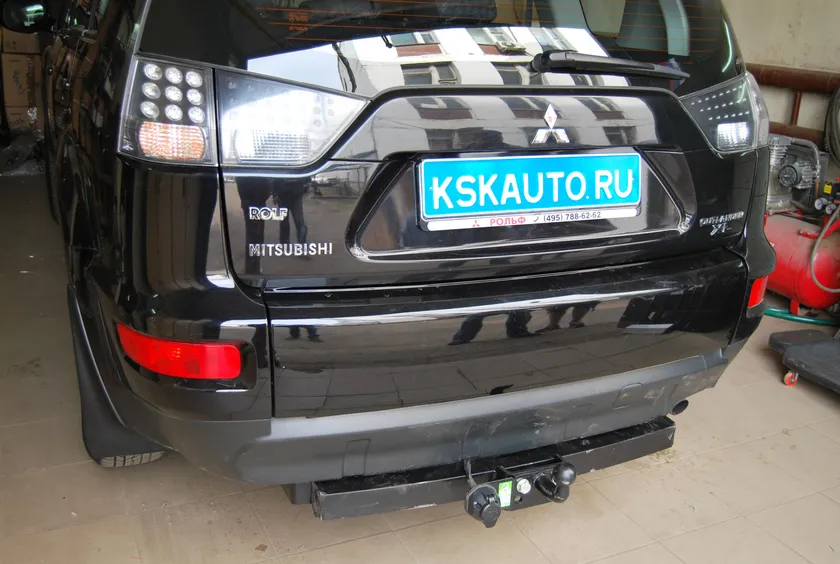 Фаркоп Лидер-Плюс для Mitsubishi Outlander XL 2007-2012. Фланцевое крепление. Артикул M105-FC Фаркоп Лидер-Плюс для Mitsubishi Outlander XL 2007-2012. Фланцевое крепление. Артикул M105-FC