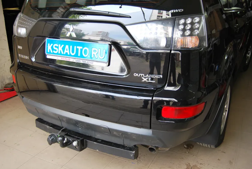 Фаркоп Лидер-Плюс для Mitsubishi Outlander XL 2007-2012. Фланцевое крепление. Артикул M105-FC Фаркоп Лидер-Плюс для Mitsubishi Outlander XL 2007-2012. Фланцевое крепление. Артикул M105-FC