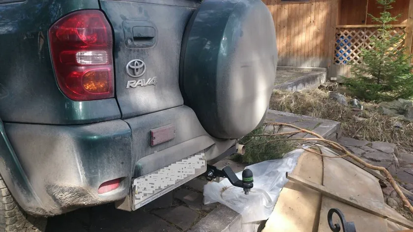 Фаркоп Лидер-Плюс для Toyota RAV4 II 2000-2006. Артикул T101-AE