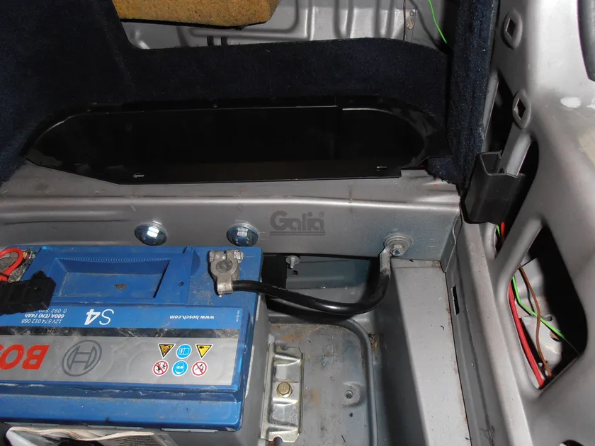 Фаркоп Galia оцинкованный для Mercedes-Benz C-Класс W202, S202 седан, универсал 1994-2000. Артикул M025A Фаркоп Galia оцинкованный для Mercedes-Benz C-Класс W202, S202 седан, универсал 1994-2000. Артикул M025A