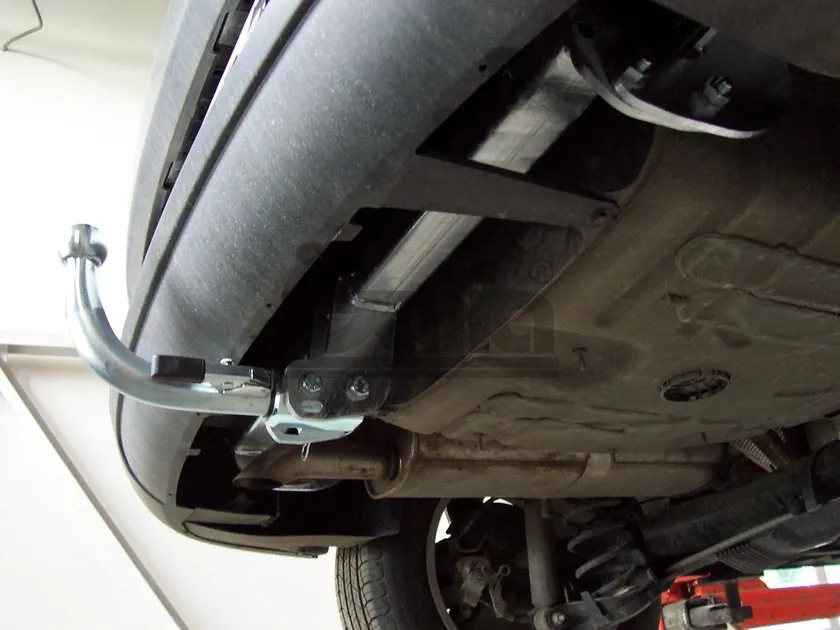 Фаркоп Galia оцинкованный для Peugeot 3008 I (искл. Hybrid) 2009-2016. Быстросъемный крюк. Артикул P040C Фаркоп Galia оцинкованный для Peugeot 3008 I (искл. Hybrid) 2009-2016. Быстросъемный крюк. Артикул P040C