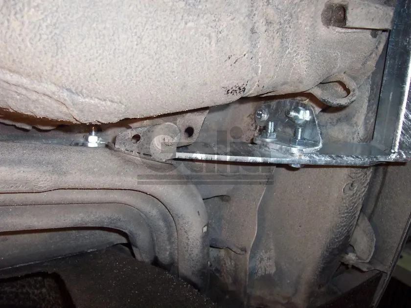 Фаркоп Galia оцинкованный для Renault Scenic I 1996-2003. Артикул R016A Фаркоп Galia оцинкованный для Renault Scenic I 1996-2003. Артикул R016A