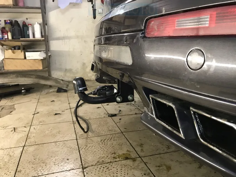 Фаркоп Steinhof для Volkswagen Touareg I 2002-2010 (кроме версии с запасным колесом на задней двери). Артикул A-092 Фаркоп Steinhof для Volkswagen Touareg I 2002-2010 (кроме версии с запасным колесом на задней двери). Артикул A-092