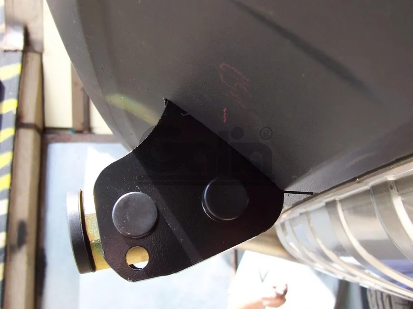 Фаркоп Galia оцинкованный для Porsche Cayenne I 2002-2010. Быстросъемный крюк. Артикул V052C Фаркоп Galia оцинкованный для Porsche Cayenne I 2002-2010. Быстросъемный крюк. Артикул V052C