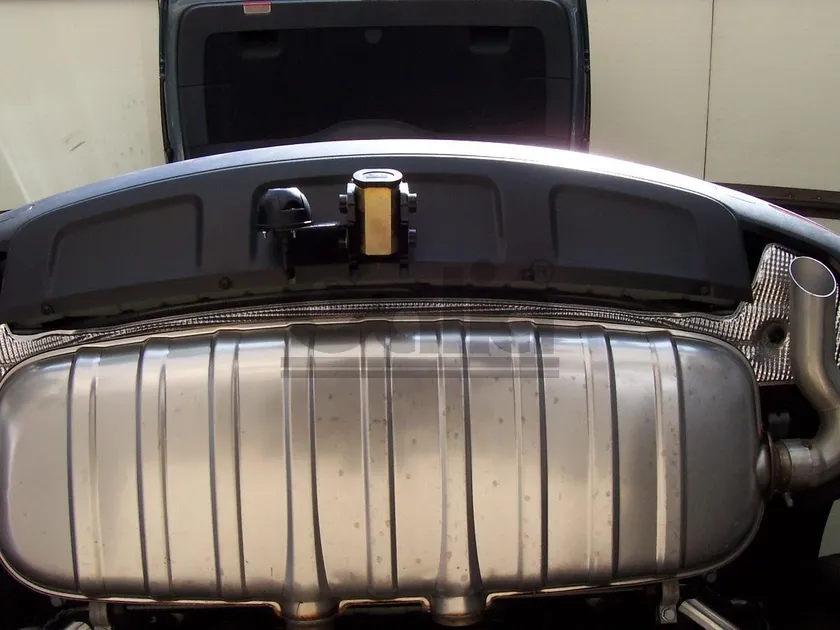 Фаркоп Galia оцинкованный для Porsche Cayenne I 2002-2010. Быстросъемный крюк. Артикул V052C Фаркоп Galia оцинкованный для Porsche Cayenne I 2002-2010. Быстросъемный крюк. Артикул V052C