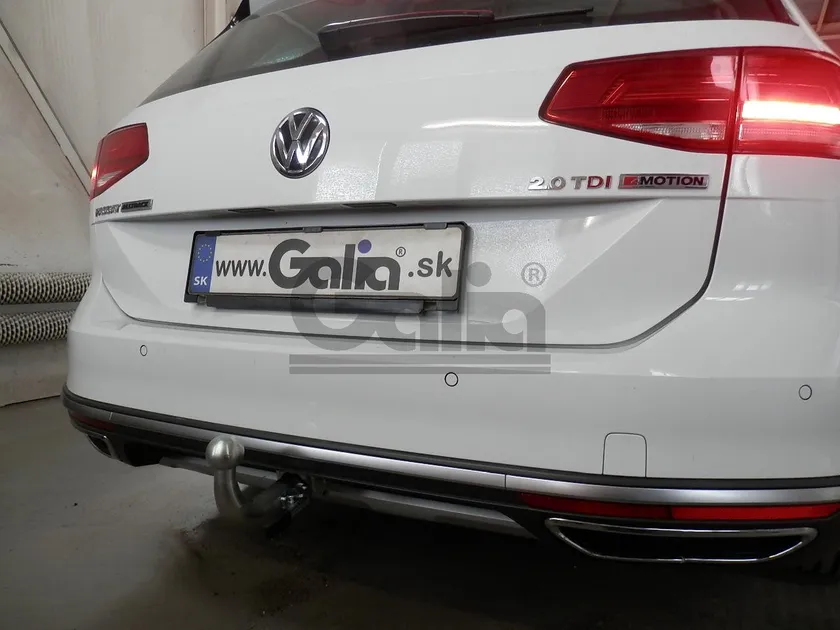 Фаркоп Galia оцинкованный для Volkswagen Passat B8 2014-2025. Артикул V081A Фаркоп Galia оцинкованный для Volkswagen Passat B8 2014-2025. Артикул V081A