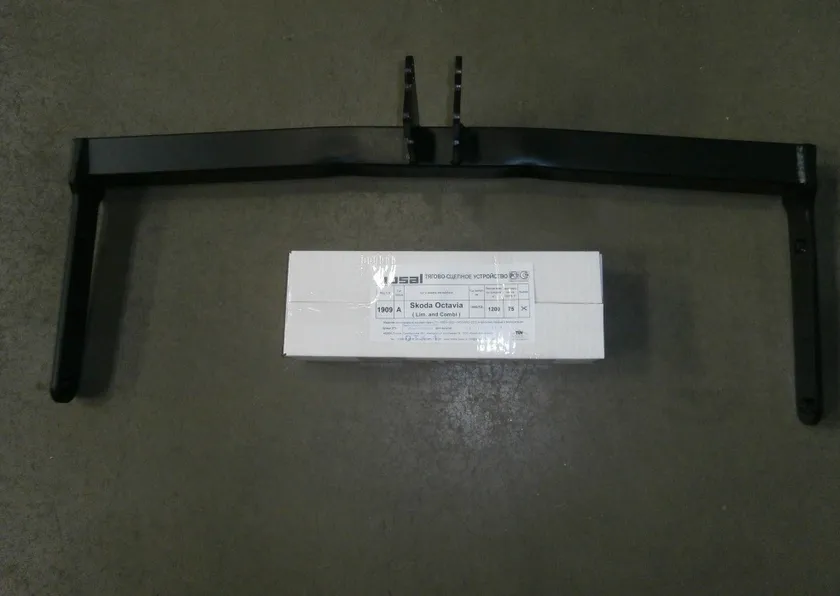 Фаркоп Oris (ранее Bosal) для Skoda Octavia Tour хэтчбек 2004-2012. Артикул 1909-A Фаркоп Oris (ранее Bosal) для Skoda Octavia Tour хэтчбек 2004-2012. Артикул 1909-A