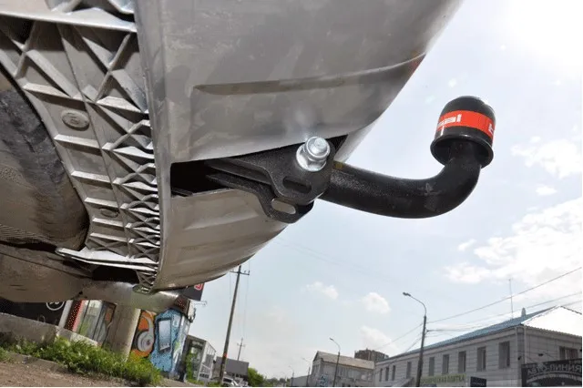 Фаркоп Oris (ранее Bosal) для Volkswagen Passat B7 седан, универсал 2010-2014. Артикул 2195-A