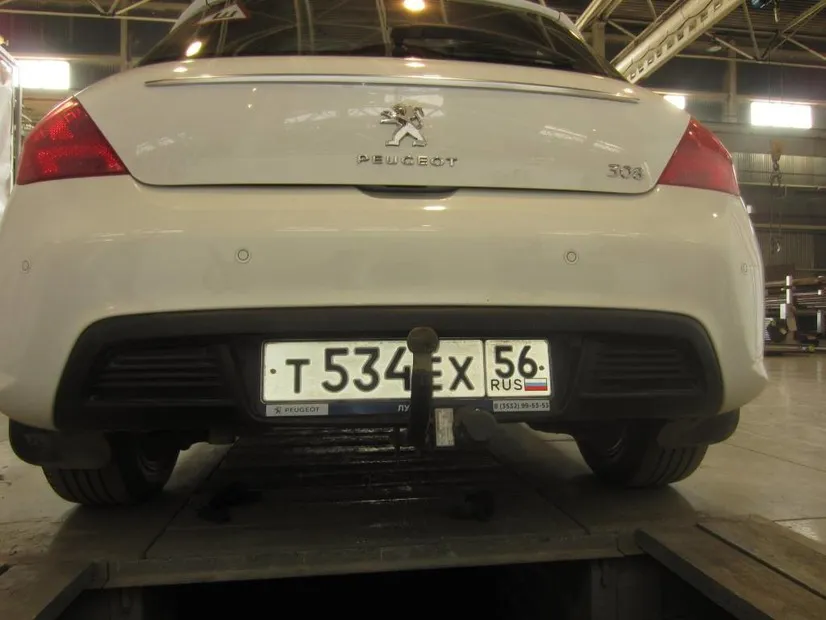 Фаркоп Oris (ранее Bosal) для Peugeot 307 хэтчбек 2001-2007. Артикул 2555-A Фаркоп Oris (ранее Bosal) для Peugeot 307 хэтчбек 2001-2007. Артикул 2555-A