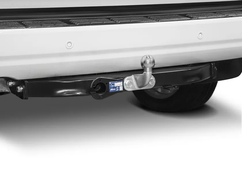 Фаркоп Berg торцевой для Toyota Land Cruiser 200 (кроме Executive и TRD) 2007-2021. Артикул F.5713.001
