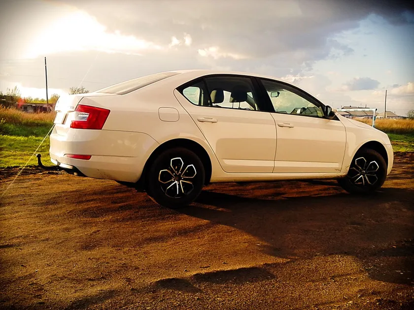 Фаркоп AvtoS для Skoda Octavia A7 универсал 2013-2020. Артикул SK 10 Фаркоп AvtoS для Skoda Octavia A7 универсал 2013-2020. Артикул SK 10